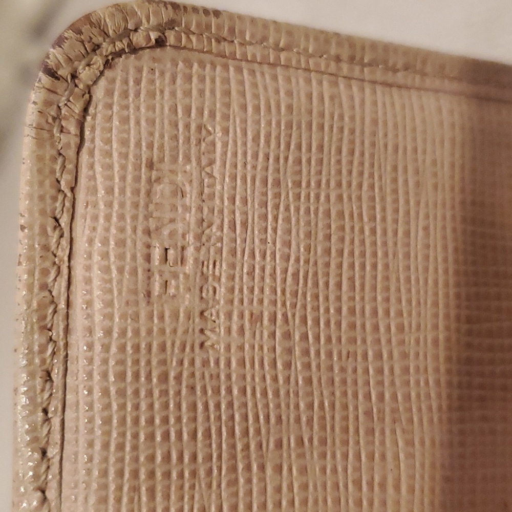FENDI Baby Pink Wallet - Picture 6 of 16